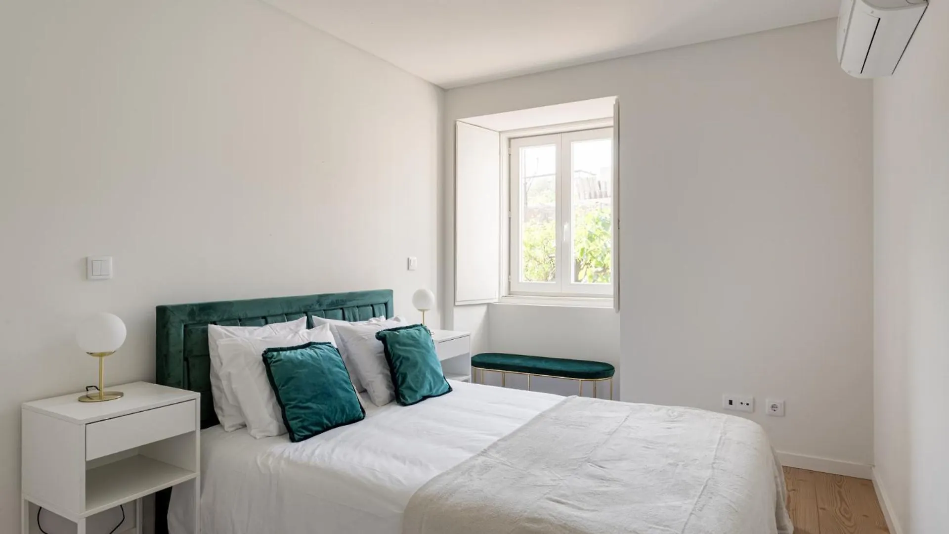 Lx Living, 2 Bed Lisbon Retreat Daire