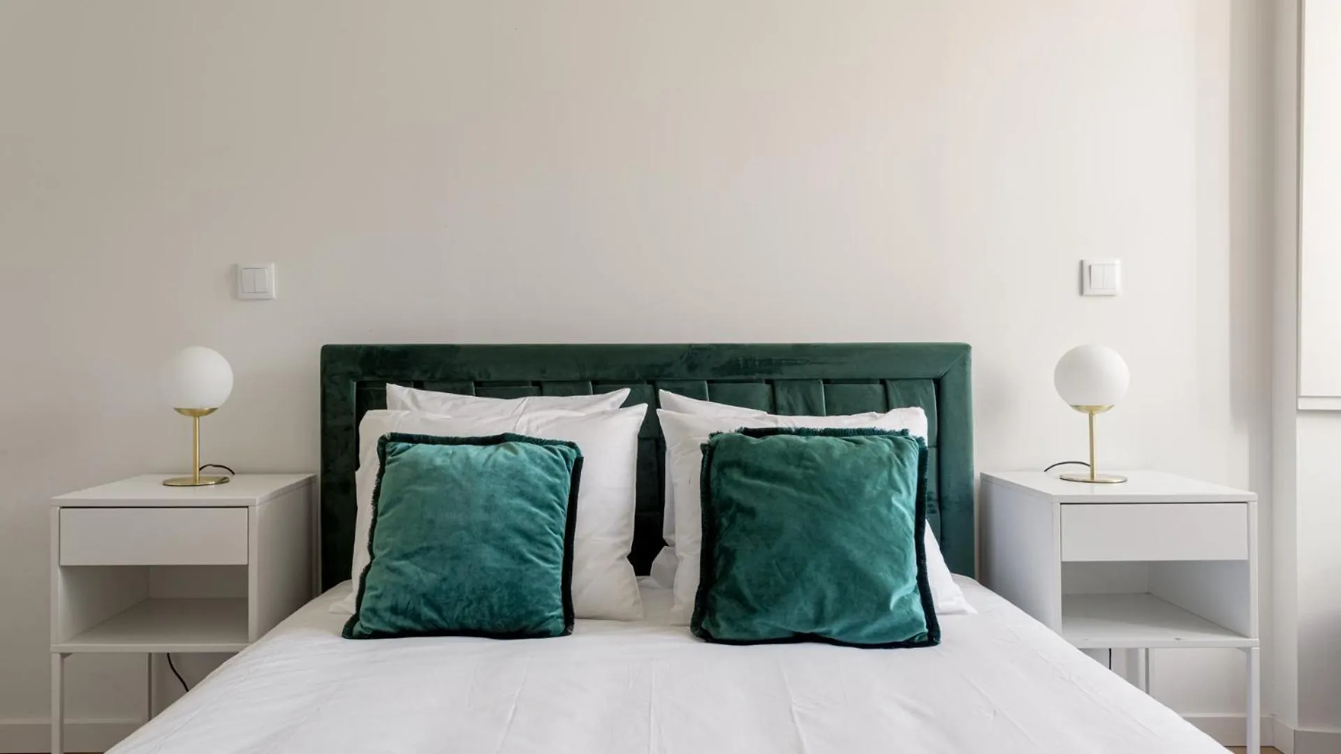 Lx Living, 2 Bed Lisbon Retreat Daire Portekiz